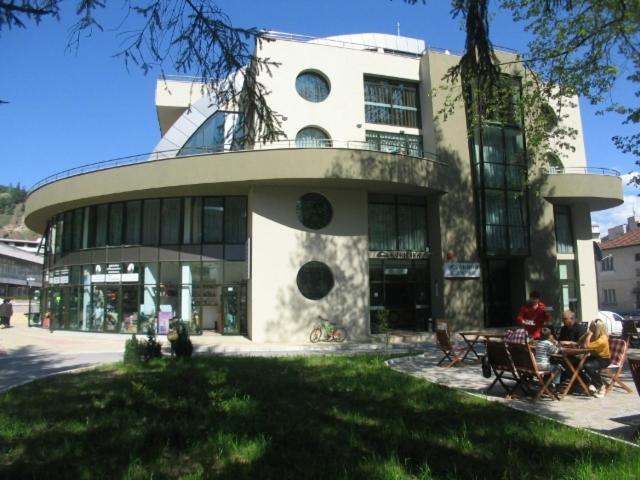 Evridika Hotel Devin Exterior photo